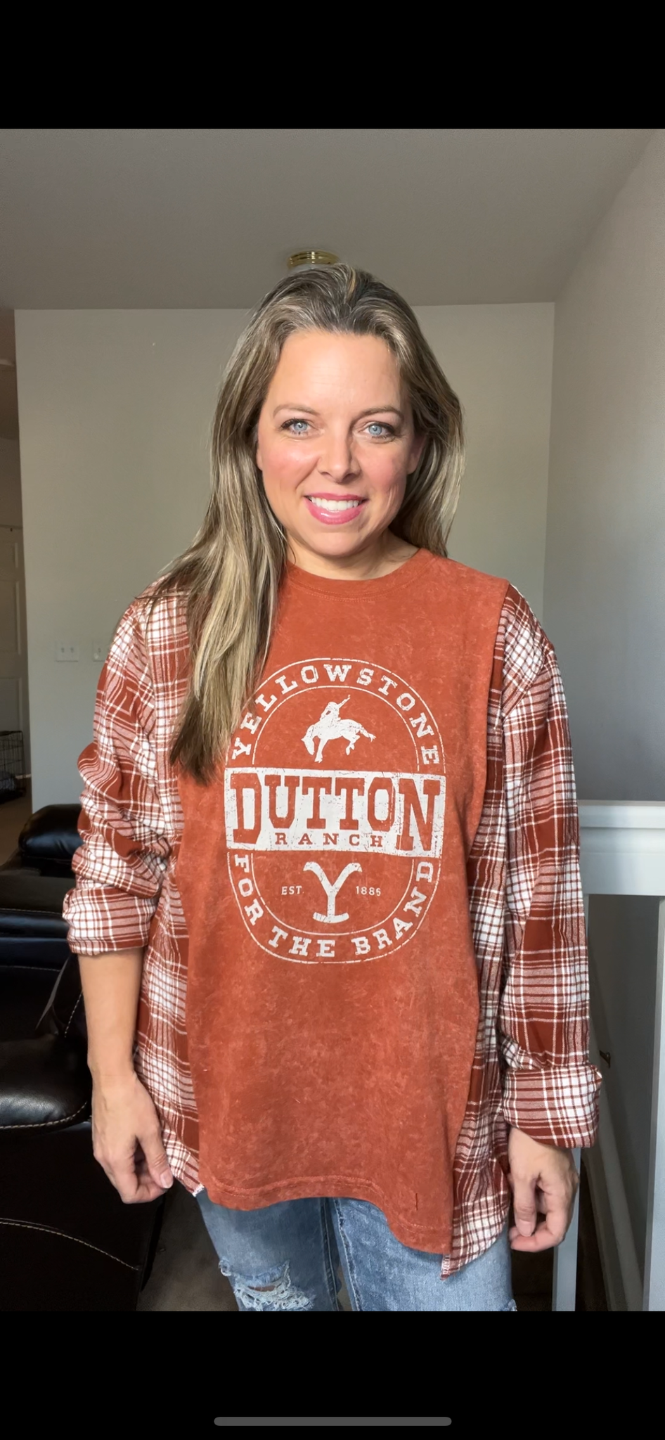 Upcycled Dutton - women’s XL/1X – thin Tshirt with flannel sleeves ￼