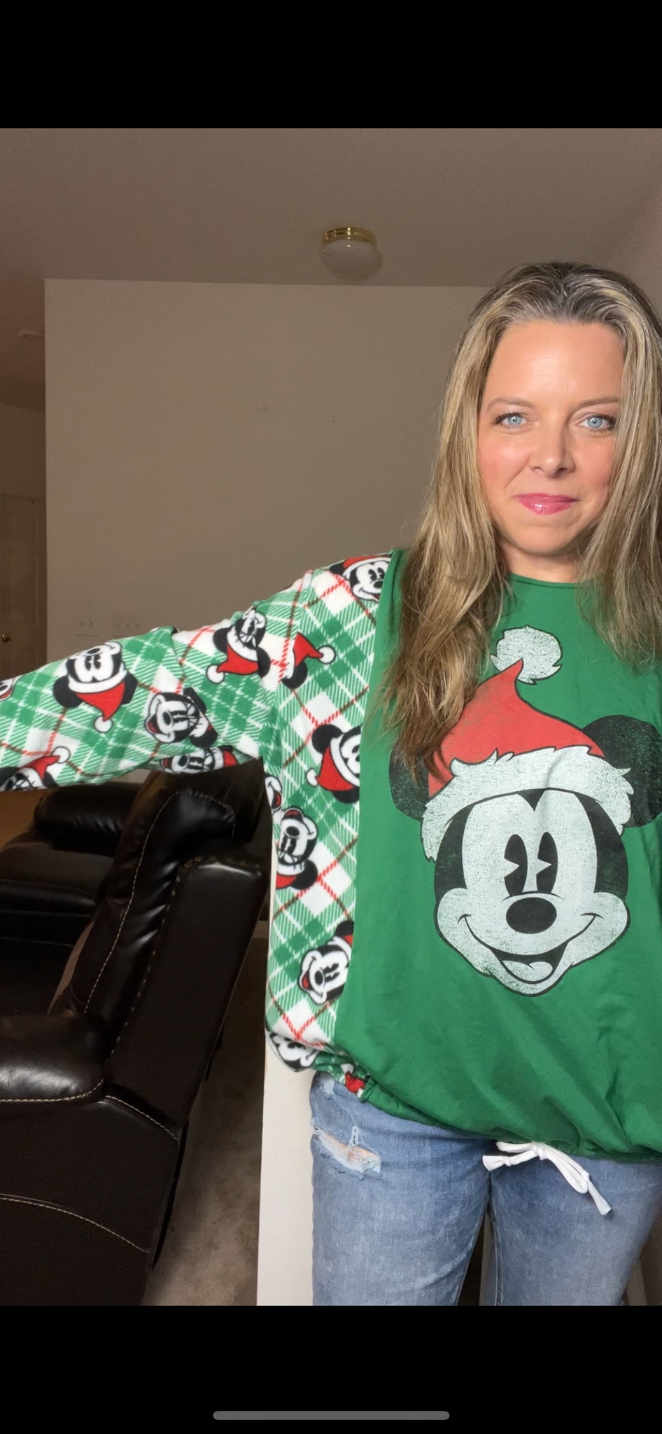 Upcycled Mickey Mouse – women’s 1X - thin T-shirt with stretch fleece sleeves￼