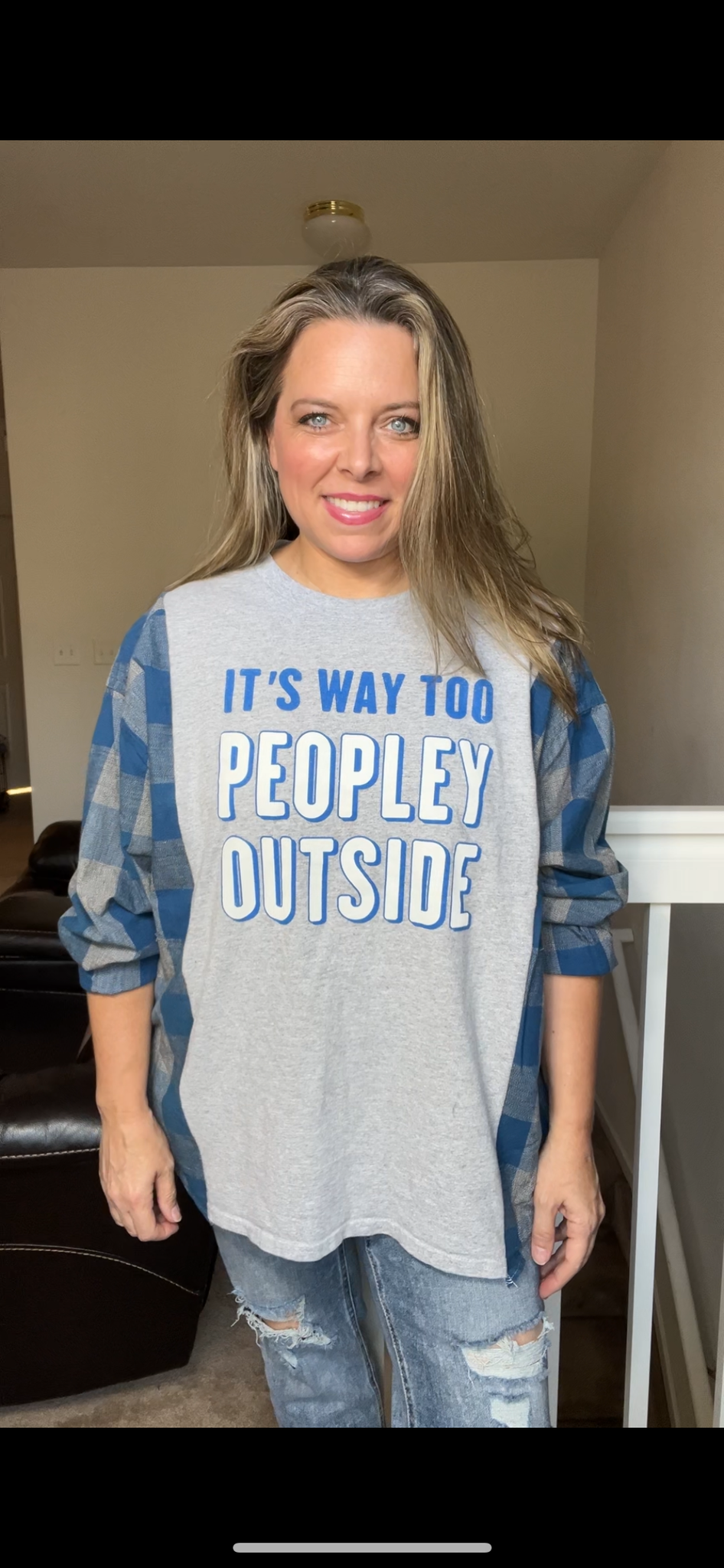 Upcycled Peopley - Women’s XL – thin T-shirt with flannel sleeves￼