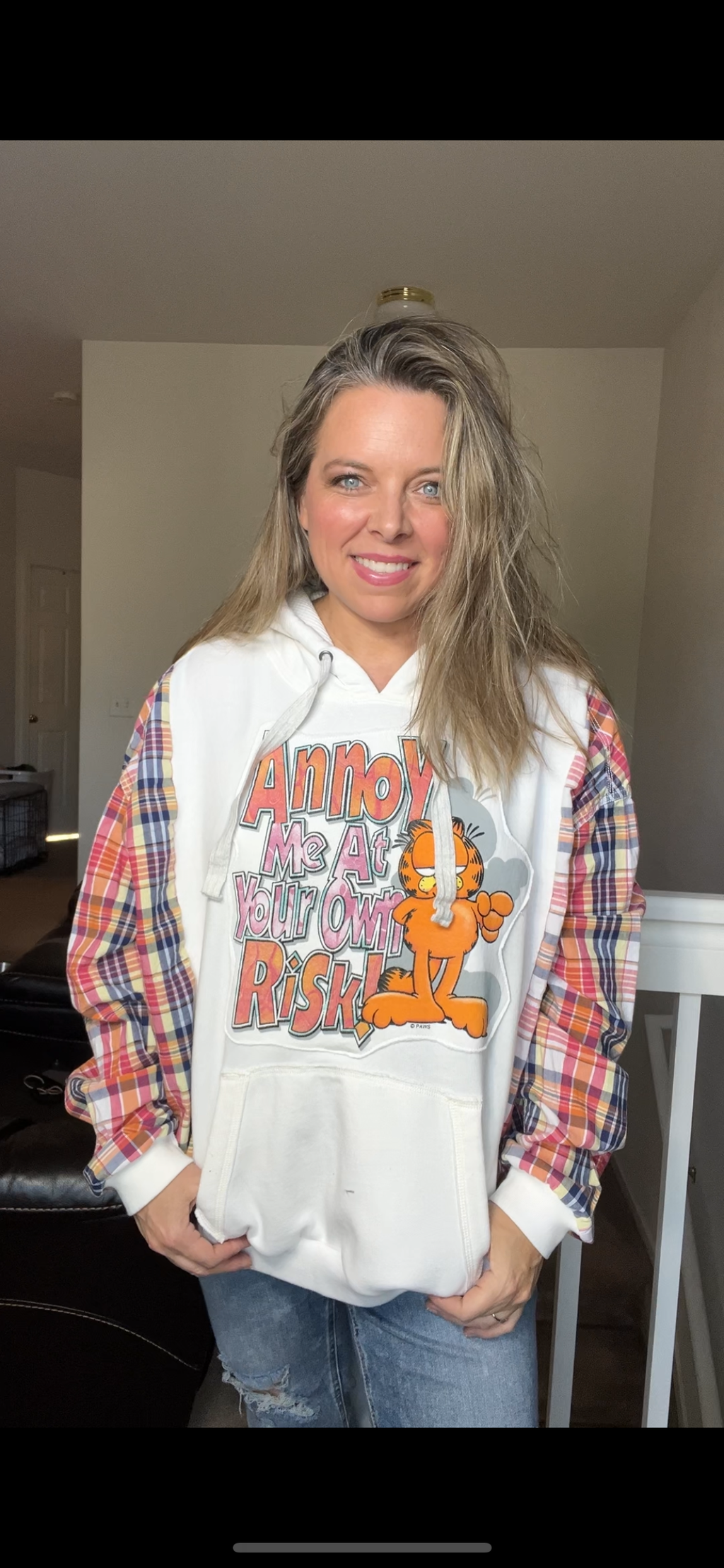 Upcycled Garfield – woman’s XL – midweight sweatshirt with cotton sleeves￼