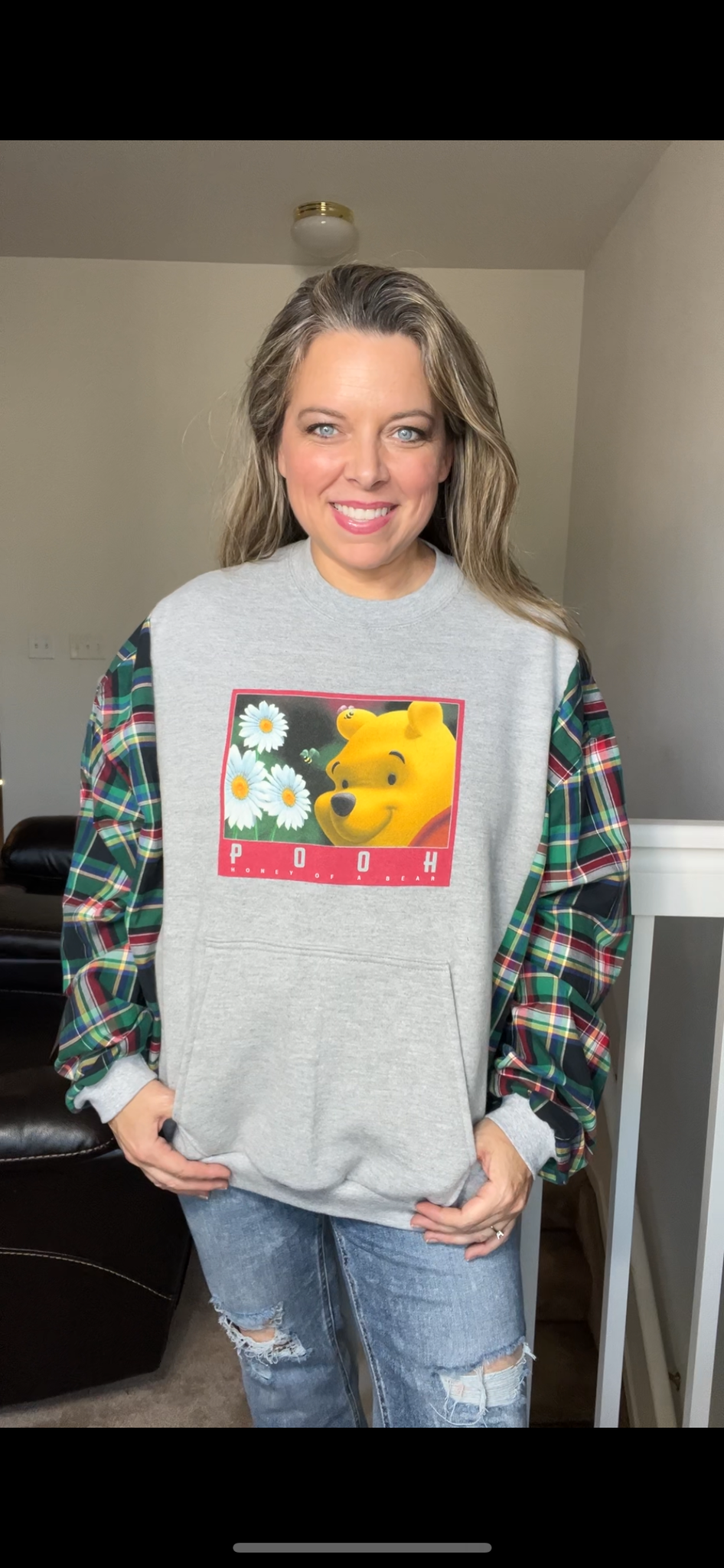 Upcycled Pooh – women’s XL – midweight sweatshirt with flannel sleeves￼