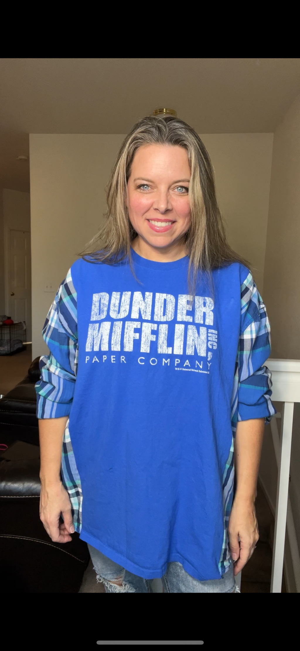 Upcycled ￼Dunder - Women’s 1X – T-shirt with flannel sleeves￼