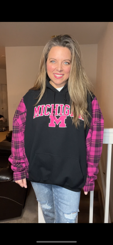 Upcycled Michigan pink – women’s one X – soft fix sweatshirt with lined fleece sleeves